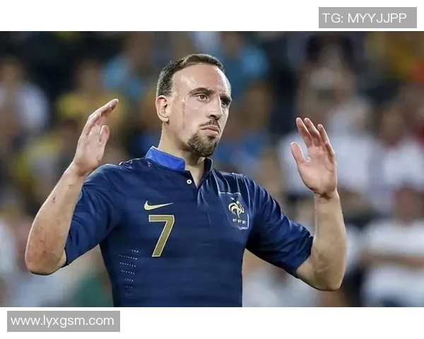 全球足球明星与艺术家融合的十位顶尖人物排名解析